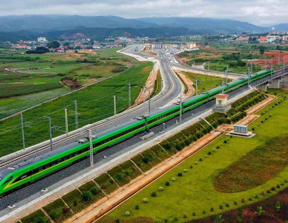 Đường sắt cao tốc – cơ hội mới cho du lịch Lào.